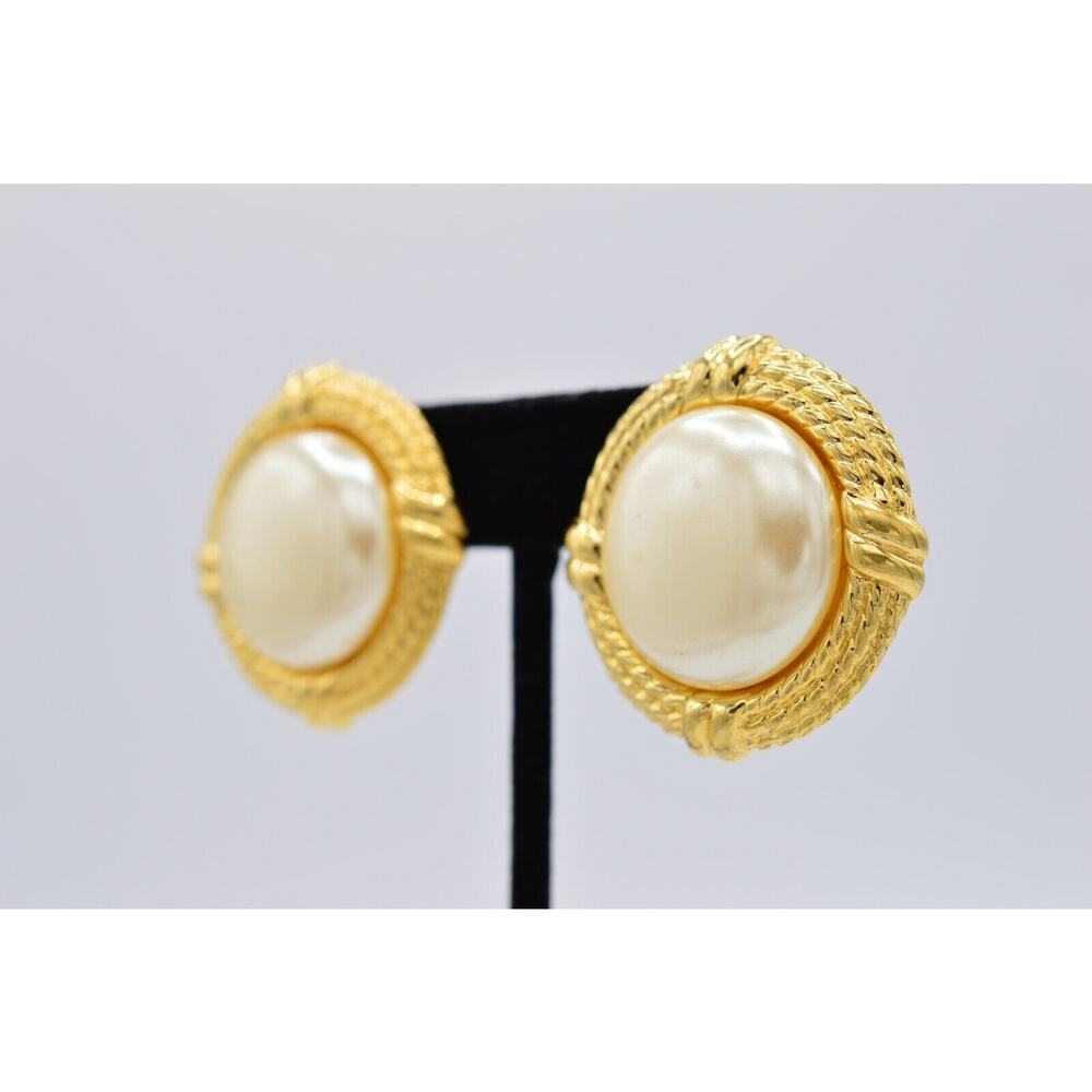 Givenchy Vintage Pearl Clip Earrings Chunky Round Gold Runway Signed 1980s Bin8 - Picture 2 of 11